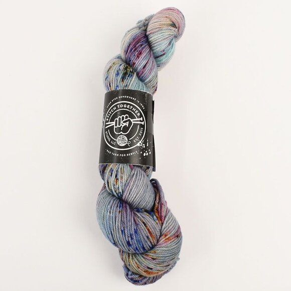 Stitch Together Studio Dreamy DK Yarn Superwash Merino 250 Yds Dirty Denim - Picture 1 of 3